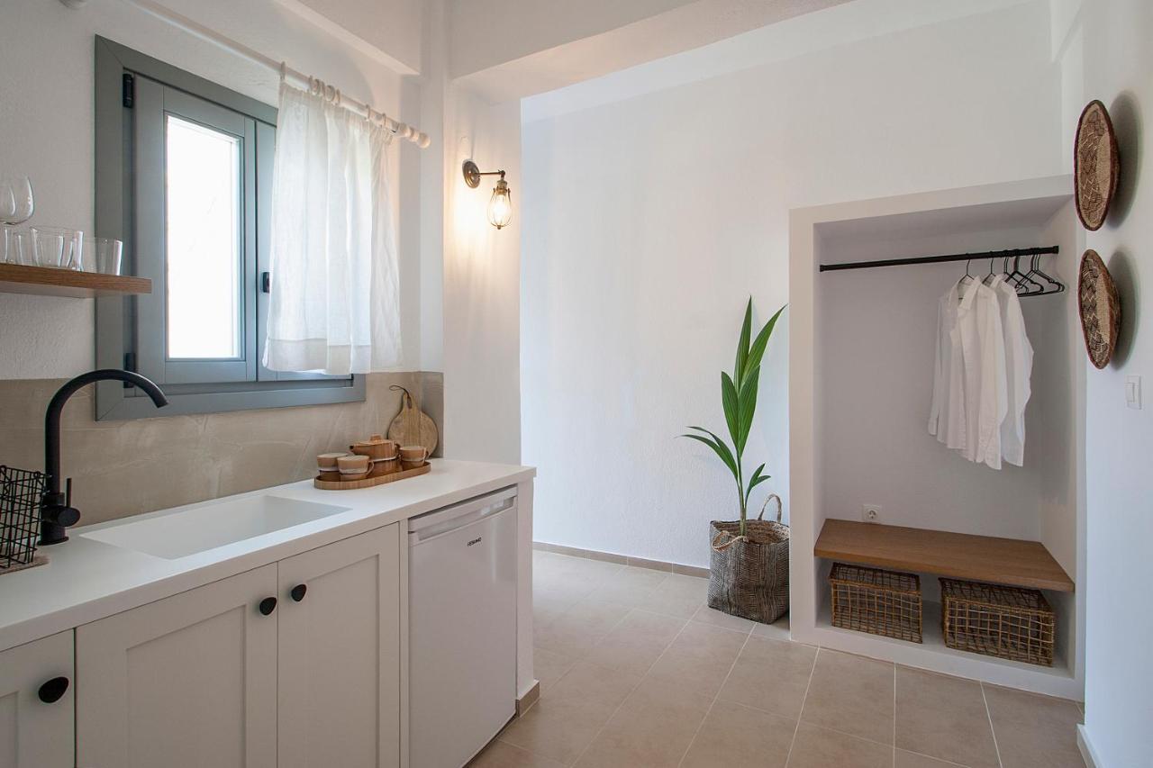 Paris Studios & Apartment Agia Paraskevi  Luaran gambar
